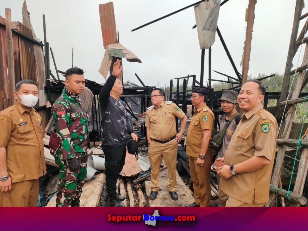 Kadisdik Dampingi Pj Bupati Kapuas Tinjau Karhutla