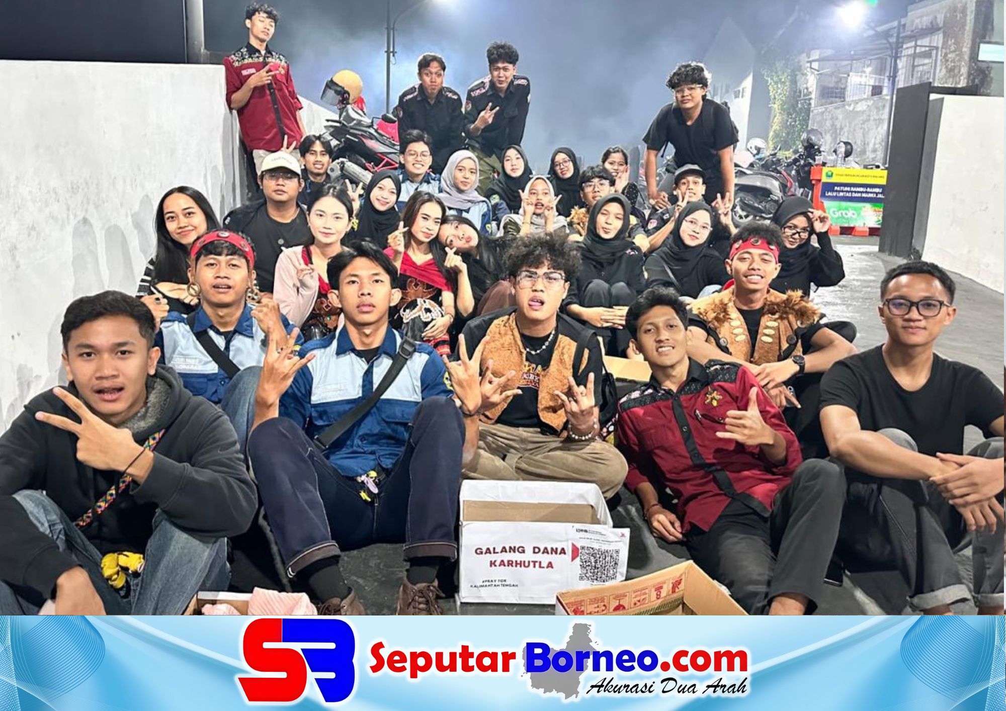 Mahasiswa Malang asal Kalteng usai melaksanakan penggalangan dana untuk membatu penanganan karhutla. (FOTO: ISTIMEWA)