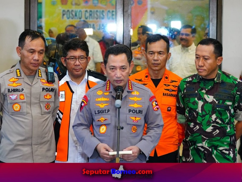 Kapolri Tinjau Evakuasi Kapolda Jambi dan Rombongan
