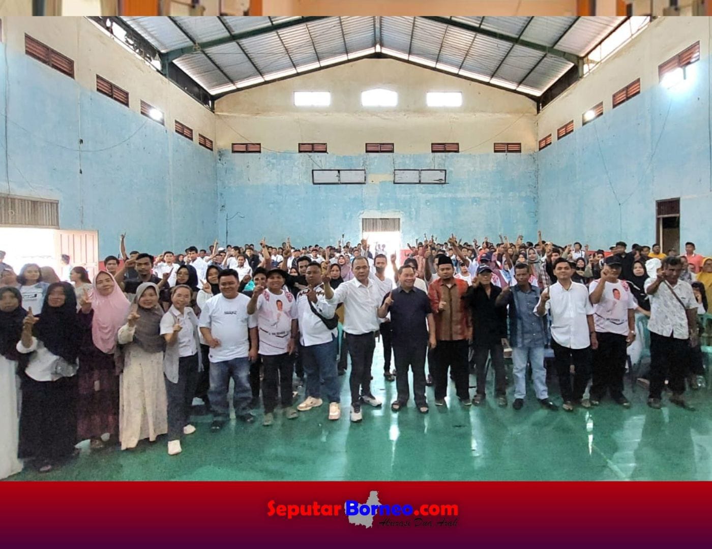 Relawan dan masyarakat di Kecamatan Bukit Santuai menyerukan dukungan kemenangan Harati dua periode. (FOTO:ISTIMEWA)