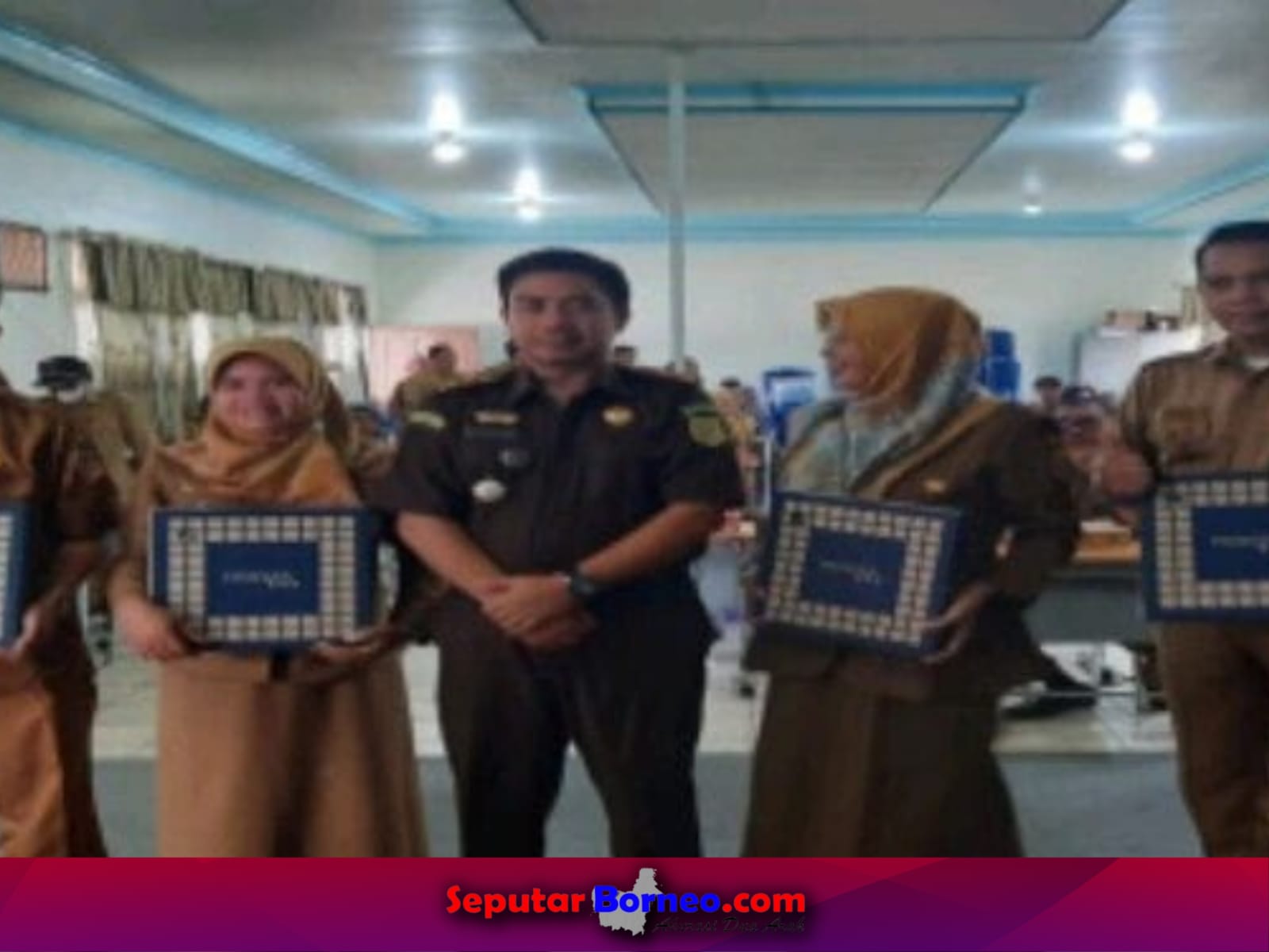 Penkum Kejati Kalsel Kunjungi SMKN 2 Marabahan