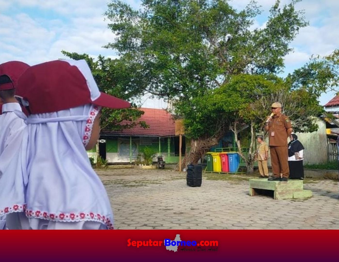 Kadisdik Hadiri MPLS SDN 2 Selat Tengah