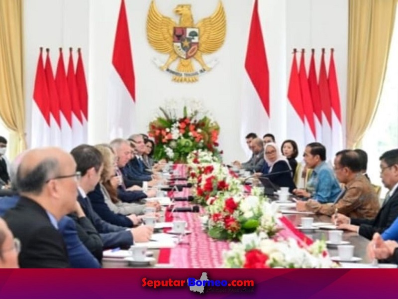 Presiden Joko Widodo menerima kunjungan delegasi dari US-ASEAN Business Council (US-ABC) di Istana Kepresidenan Bogor, Provinsi Jawa Barat. (FOTO:BPMI SETPRES)