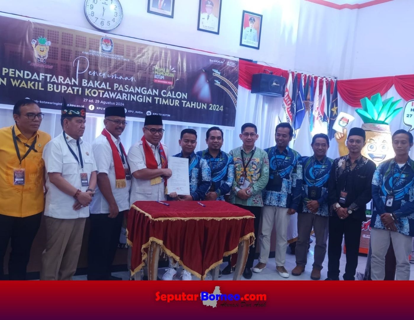 Pasangan Sanidin dan Siyono Jadi Pendaftar Pertama ke KPU Kotim