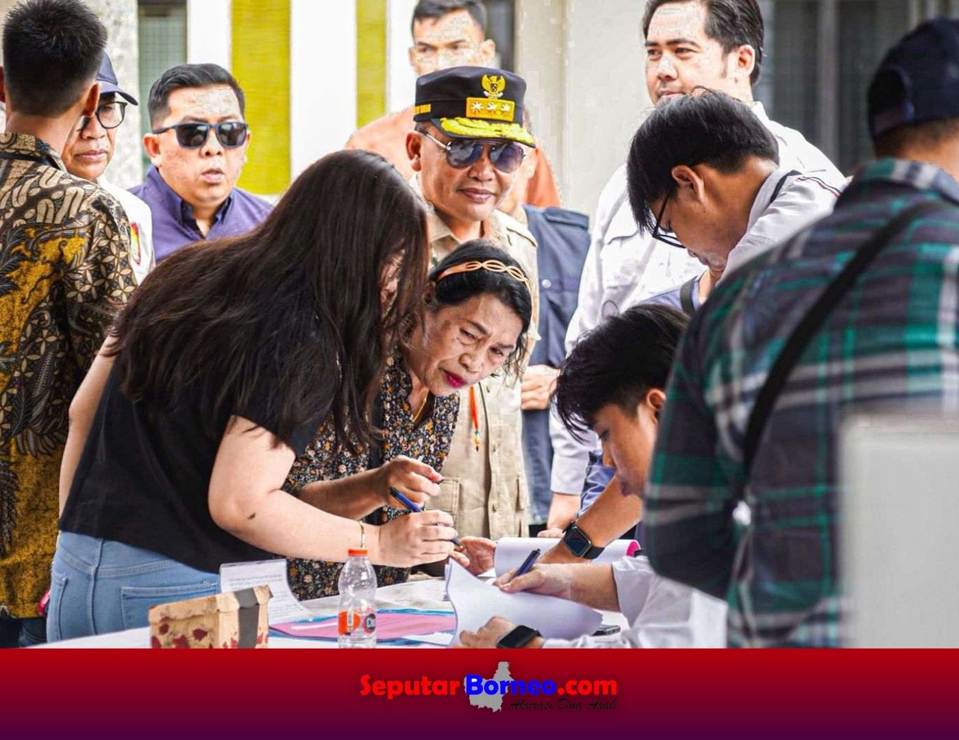 Gubernur Kalteng Tinjau Proses Pencoblosan di PSU Barito Utara
