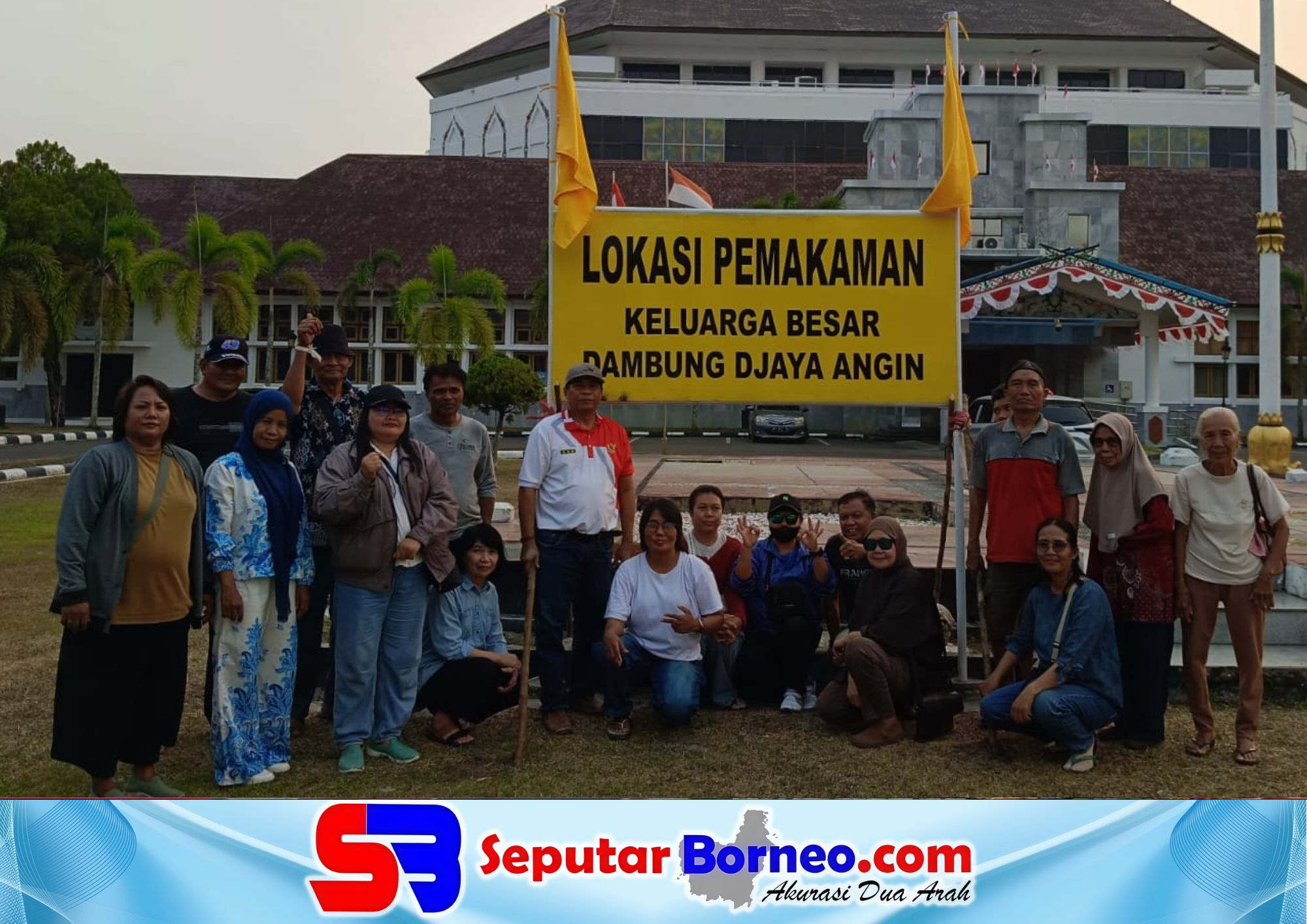 Plang Makam Leluhur Berdiri di Halaman DPRD Kalteng, Ahli Waris Sebut 13 Makam