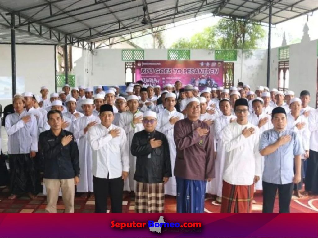 KPU Kotim Edukasi Santri Dengan Nonton Film Kejarlah Janji
