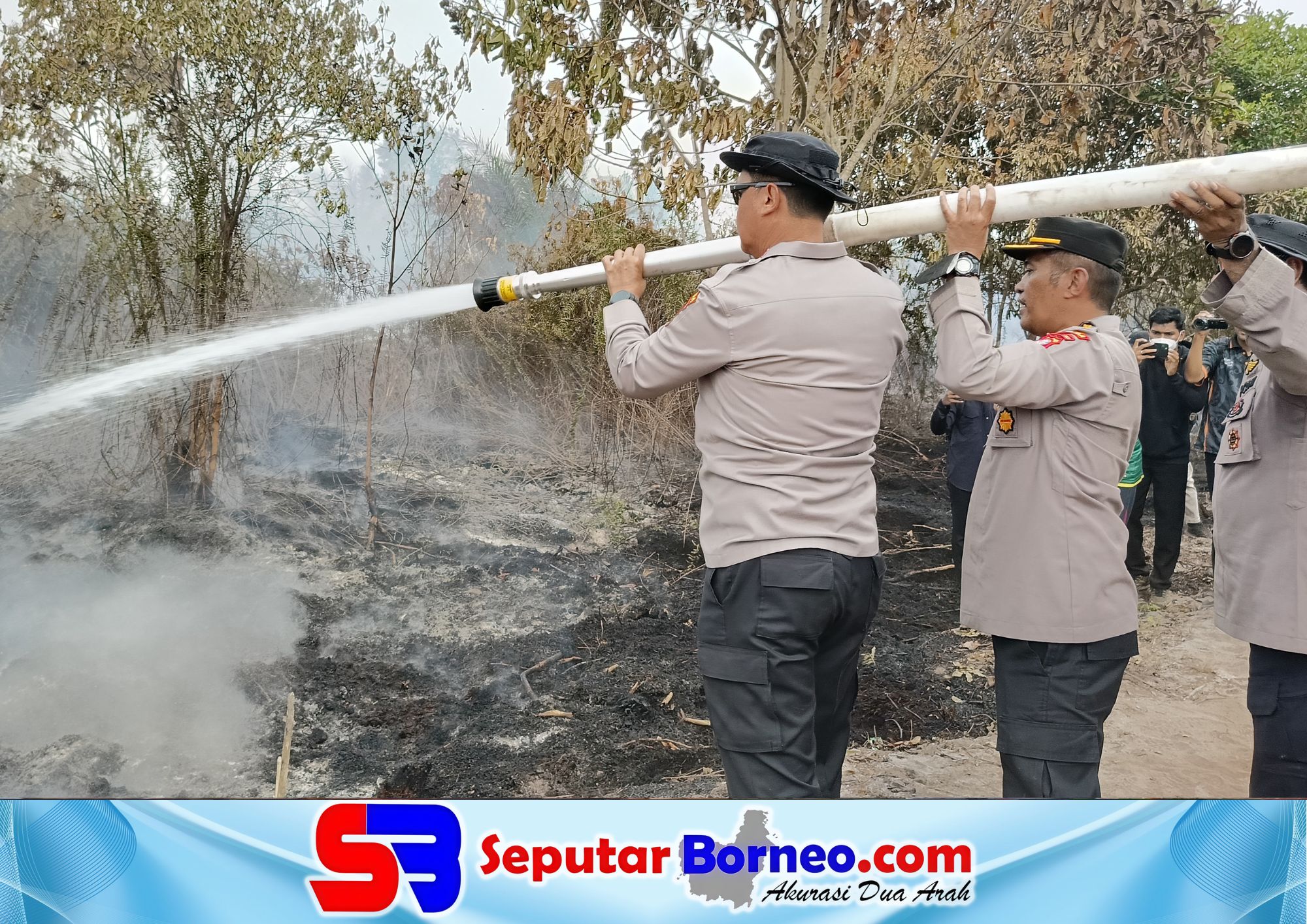 Kapolda Kalteng Turun Langsung Padamkan Karhutla di Palangka Raya