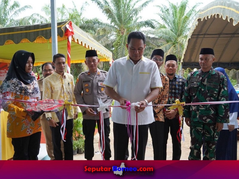 Bupati Lamandau Resmikan TPS-3R di Desa Bukit Raya