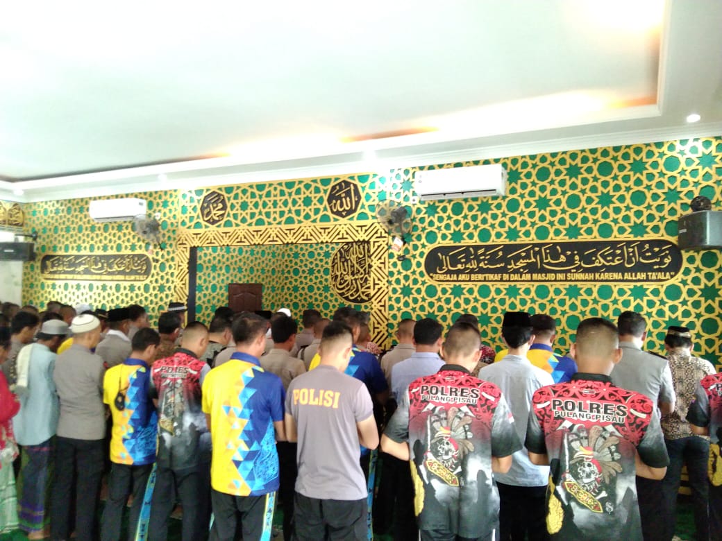 Polres Pulpis Gelar Sholat Ghoib Bagi Korban Cianjur