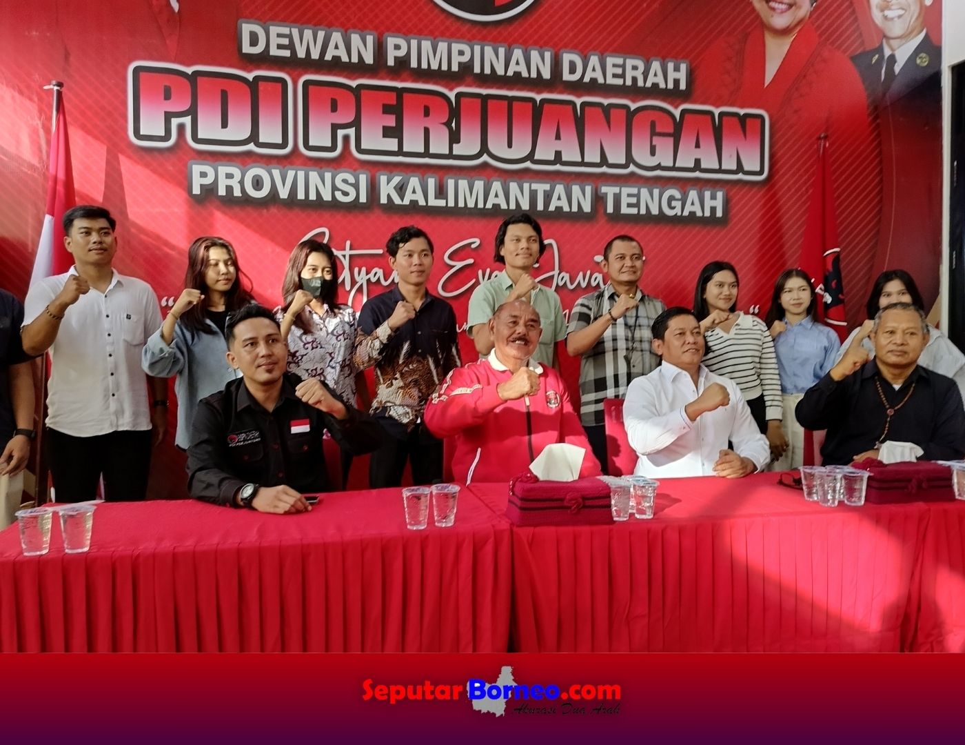 Komisaris Bank Kalteng Daftarkan Diri Sebagai Bakal Calon Wali Kota Palangka Raya