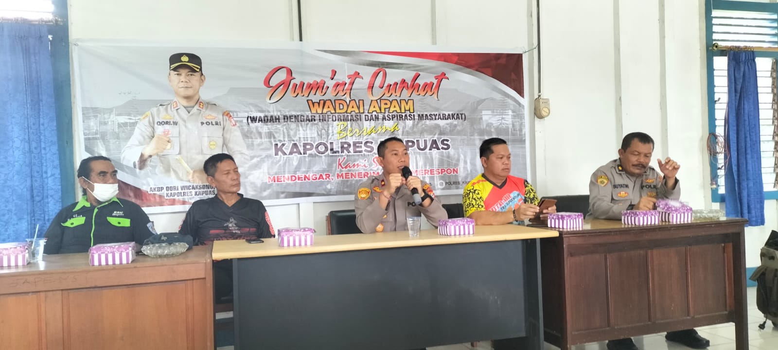 Jumat Curhat Wadai Apam Wujud Kedekatan Polisi dan Masyarakat