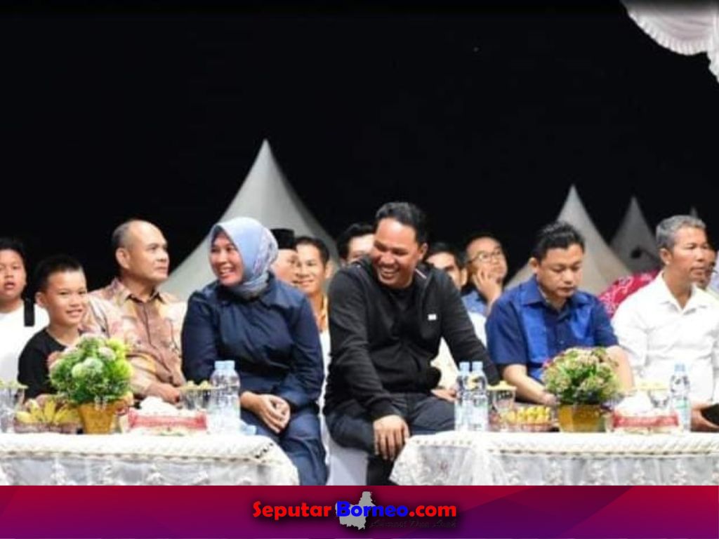 Bupati Kabupaten Lamandau, Hendra Lesmana saat menghadiri kegiatan Lamandau Expo Tahun 2023 di Alun-Alun Nanga Bulik. (FOTO:ISTIMEWA)