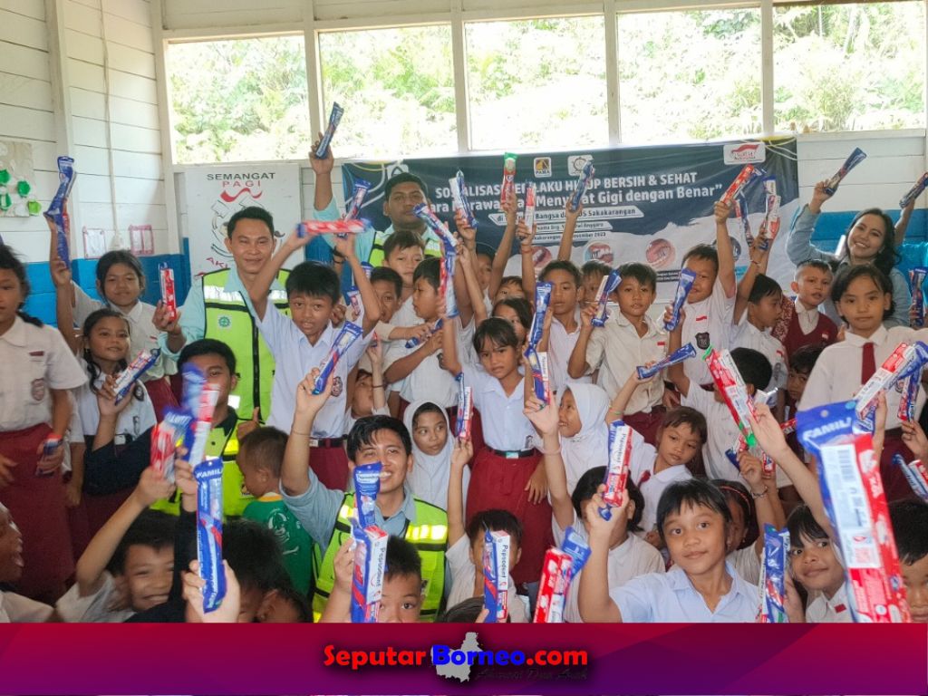 CSR PAMA Distrik ASMI dan drg Yuda Dwi Anggara Sosialisasi PHBS