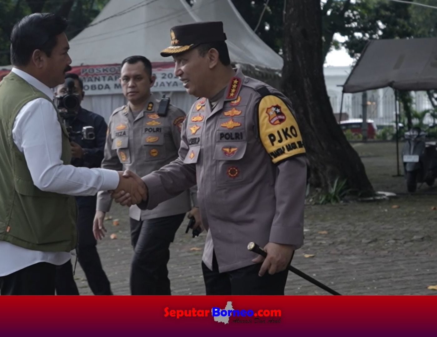 Gunakan Helikopter, Kapolri dan Menko Polhukam Pantau Kesiapan Arus Mudik