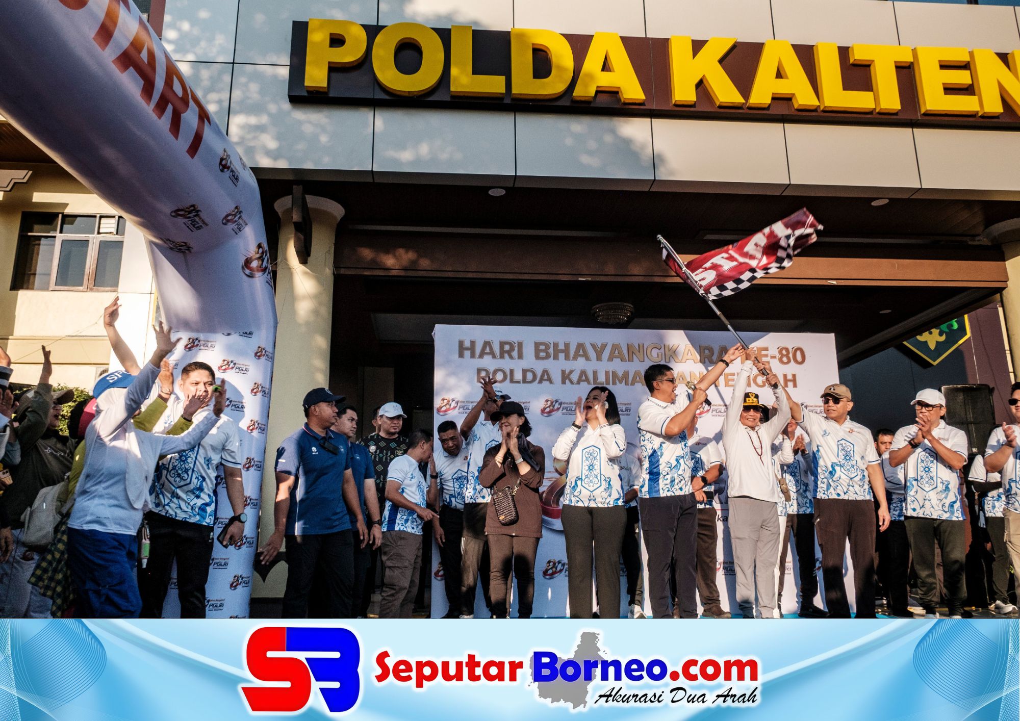 Meriahkan HUT ke-80 Bhayangkara, Polda Kalteng Gelar Jalan Sehat dan Fun Bike