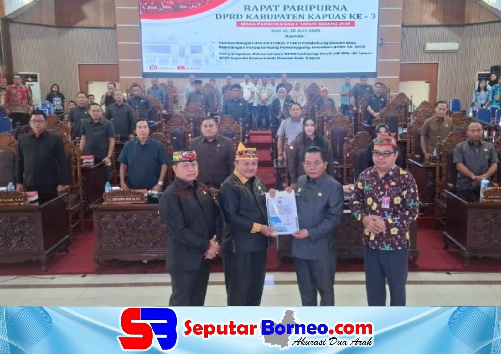 Paripurna DPRD Kapuas, Seluruh Fraksi Setujui Pembahasan Raperda Pertanggungjawaban APBD 2025
