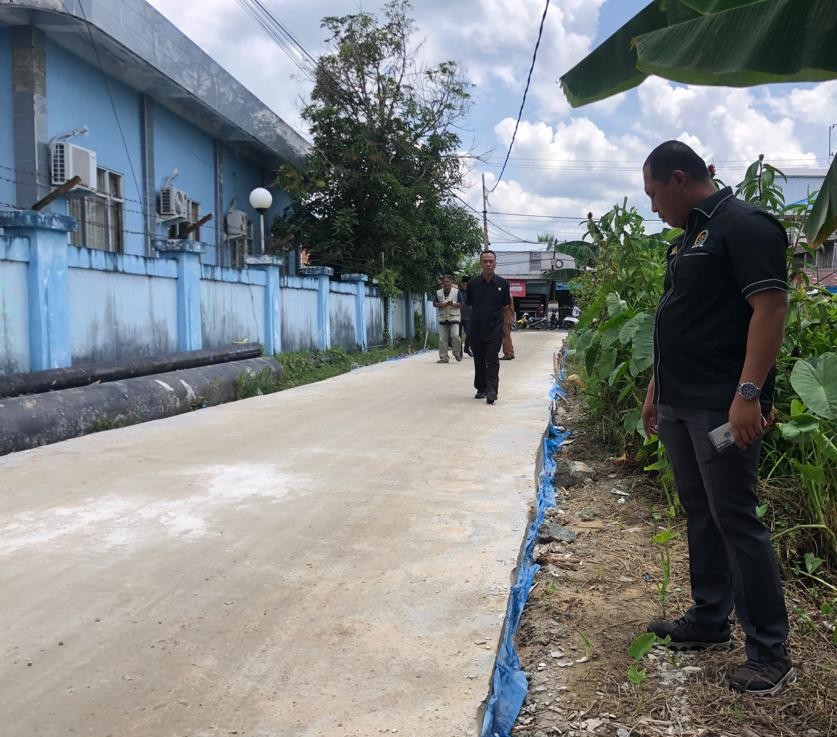 Terima Laporan Masyarakat, Komisi III Cek Proyek Jalan
